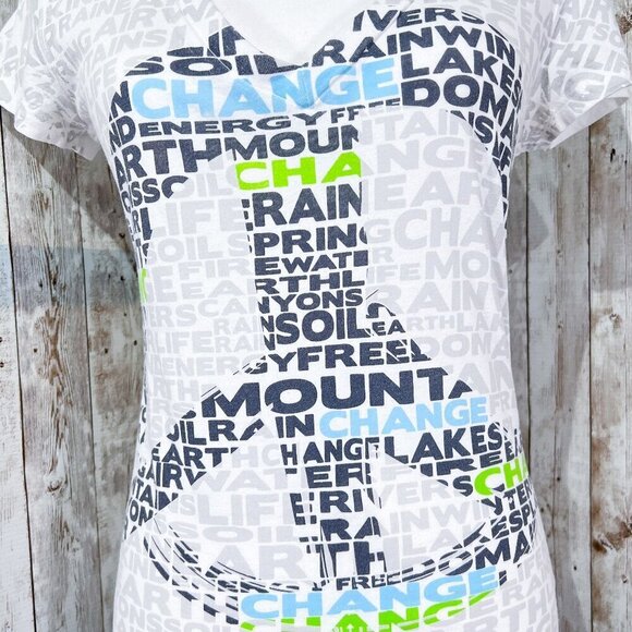 Lilu Short Sleeve Graphic Tee | White | V-Neck | Small | Women's | Peace Sign - Picture 6 of 8